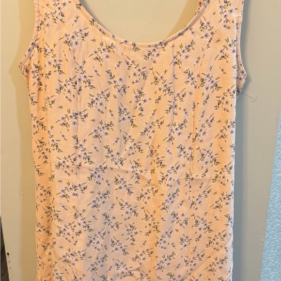 American Eagle Outfitters Dresses & Skirts - American Eagle Outfitters Floral Tank Top - Light Pink and Purple
